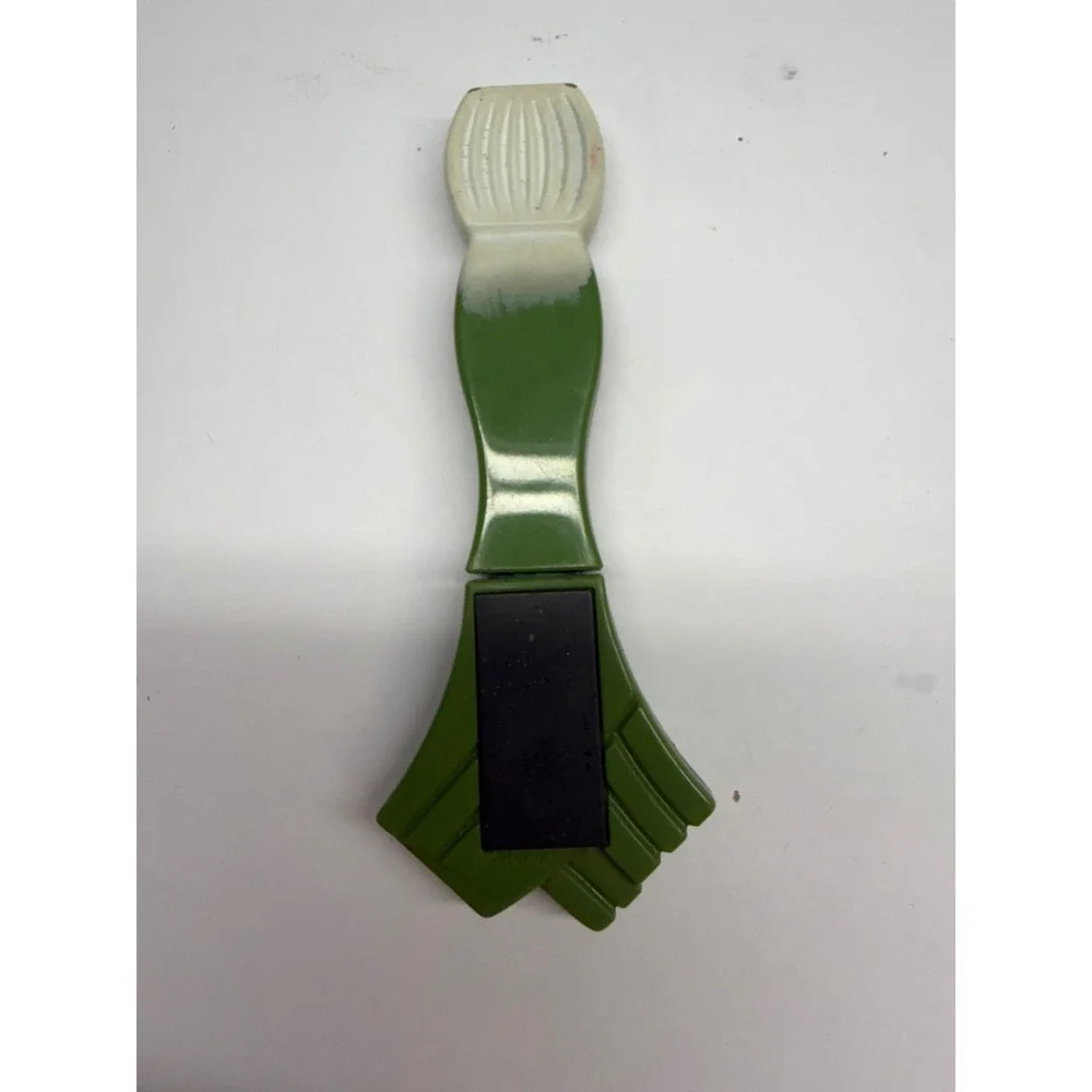 Vintage Avon Garden Fresh Magnet Pen Leek Vegetable Fridge Refrigerator